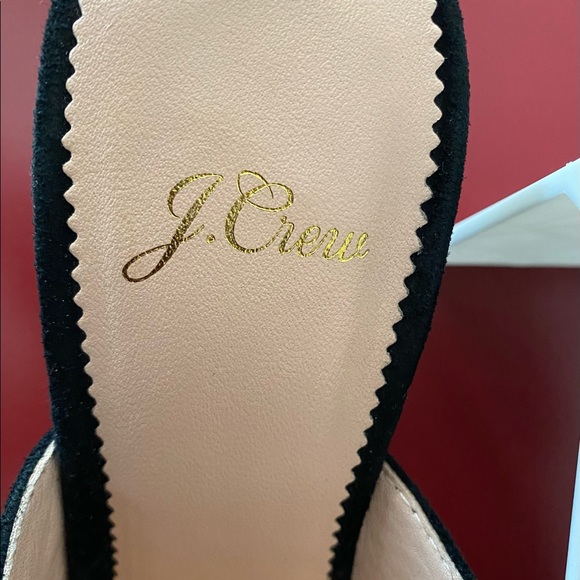 Suede Block-heeled Mules - Picture 2 of 8